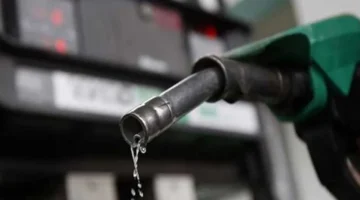 رفع أسعار البنزين والسولار يطال السوق المحلية خلال ساعات: تأثير مباشر على تكلفة النقل والسلع الأساسية